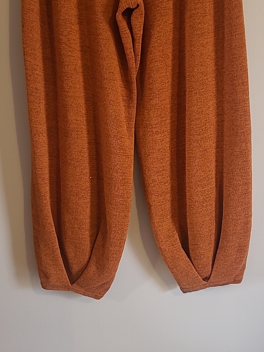 Free People FP Beach Freya Knit Barrel Leg Jogger Pants Heathered Rust Orange XL - Picture 9 of 15